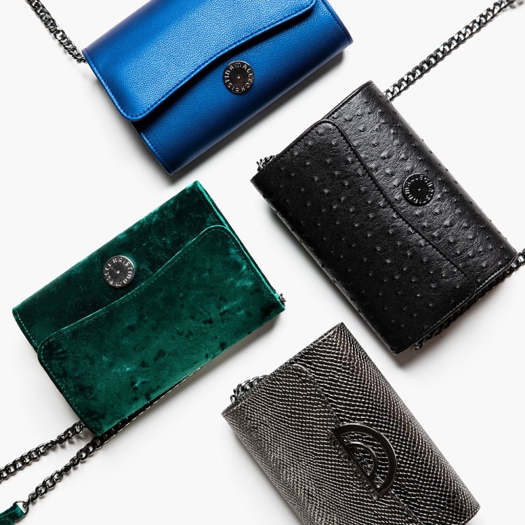 ΤΣΑΝΤΑ ΧΙΑΣΤΗ CHRISTINA MALLE