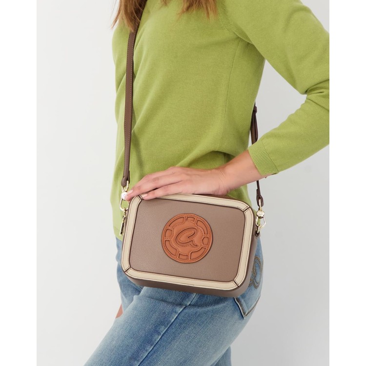 ΤΣΑΝΤΑ ΧΙΑΣΤΙ TORI